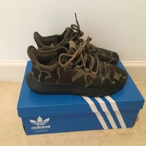 Adidas Tubular Shadow J - Size 4 (Y)